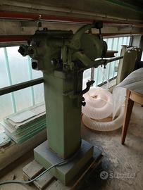 Affilatrice per lame sega a nastro primultini