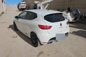 🚗  Renault ClioRS Trophy 220 CV