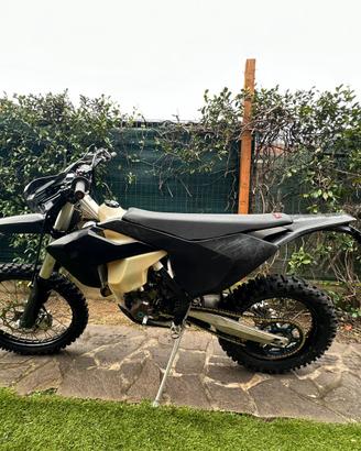 HUSQVARNA FE 250 4T – 2019