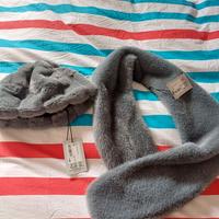 Cappello e sciarpa