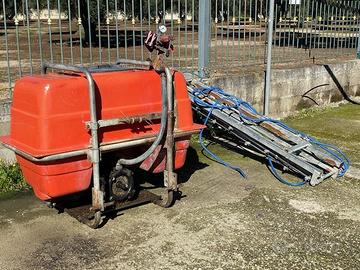 Botte portata da 500Lt completa di pompa