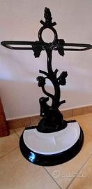 porta ombrelli vittoriano in ghisa intarsiato 