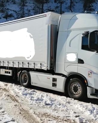 Trattore stradale IVECO S-WAY 510