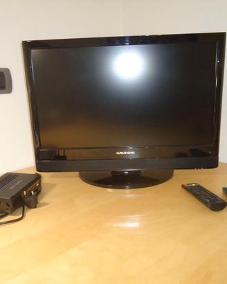 TV 22" a colori Grundig