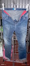 Pantaloni jeans da moto 