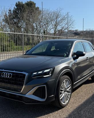 Audi Q2 35 TDI S tronic line Edition