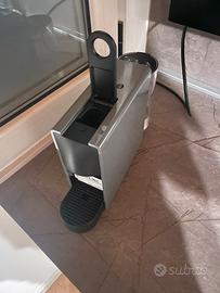 Macchina del caffè Nespresso originale