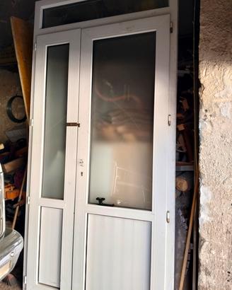Portoncino PVC usato 