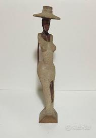 Statuetta in legno