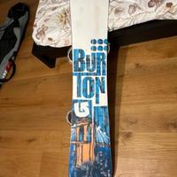 Tavola snowboard e attacchi Burton