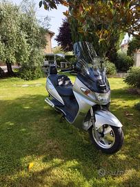 Suzuki Burgman 400 - 2000