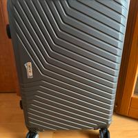 Valigia trolley spinner RAVIZZONI molto leggera