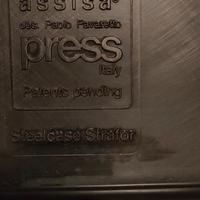 Sedia a slitta di Paolo Favaretto