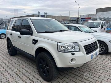 LAND ROVER Freelander 2.2 TD4 S.W. SE