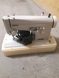Macchina da  cucire