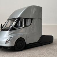 Tesla Semi 1:24 Diecast
