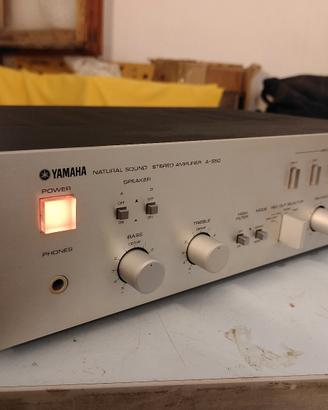 Yamaha A550 amplificatore revisionato