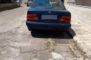 Mercedes 220 cdi