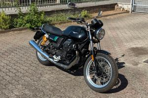 Moto Guzzi V7 III Special