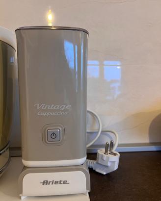 Montalatte elettrico Ariete linea Vintage