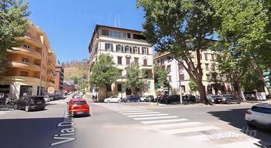 Stanza uso ufficio zona Prati Clodio