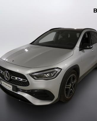 MERCEDES-BENZ GLA (H247) - GLA 200 d Auto