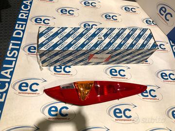 46523769 FANALE POSTERIORE DESTRO ORIGINALE FIAT P