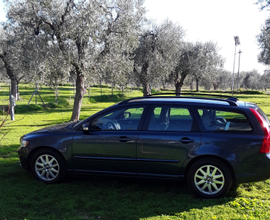 Volvo v 50 versione momentum