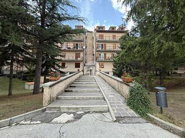 2 LOCALI A OVINDOLI