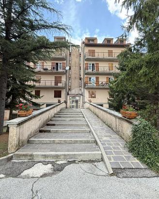 2 LOCALI A OVINDOLI