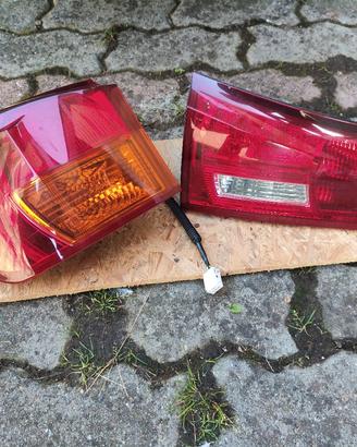 luci posteriori lato sx