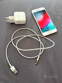 Iphone 7 bianco oro 128 GB con caricabatteria usb
