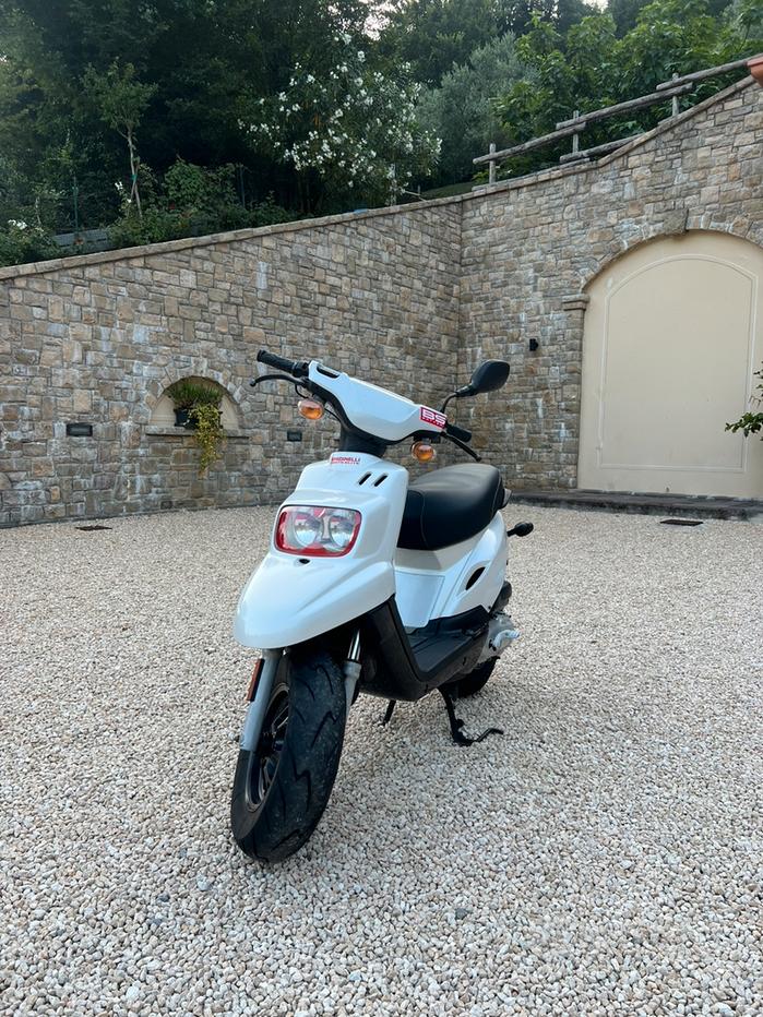 Yamaha Bws Prezzo Booster Usato Yamaha Bws Vendita In Moto E Scooter