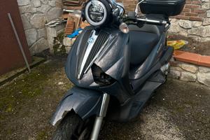 Smembro piaggio beverly 500