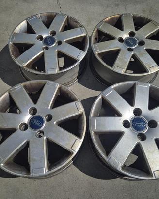 Cerchi In Lega Da 16" Per Ford Fusion 2006
