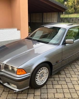 Bmw 318 is 1993 E36