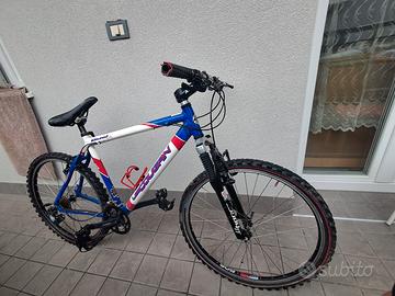 Mountain Bike Cougar Dual XL