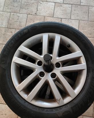 Cerchi in Lega ORIGINALI misura 16" + gomme 205/55