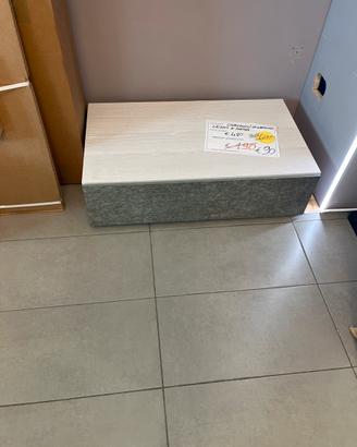 Comodino con frontale pietra