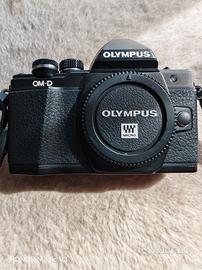 Olympus OM-D E-M10 II INTONSA