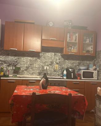 Cucina più frigorifero REX.