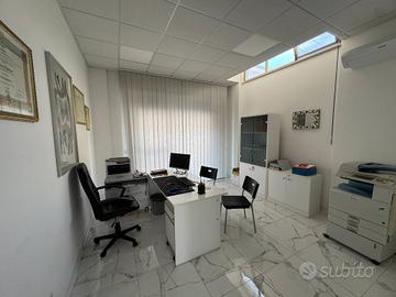 Locale commerciale artigianale uffici - Por...
