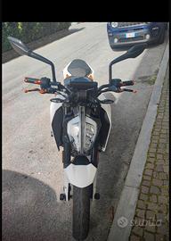 Ktm duke 125