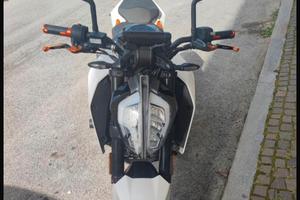 Ktm duke 125