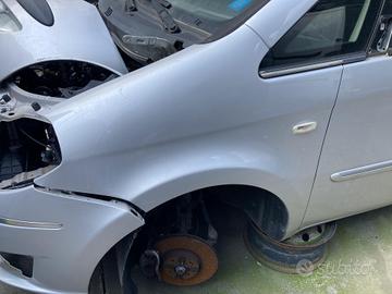 PARAFANGO ANTERIORE SINISTRO LANCIA Musa 2Â° Serie