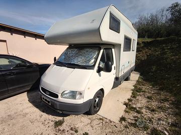 Ford Transit 2.5 Turbo