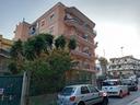 svincolo-gazzi-4-vani-e-servizi-con-posto-auto