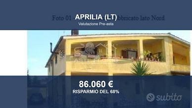 Immobile in asta di 358 m² con più di 5 locali a A