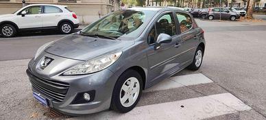 PEUGEOT 207 1.4 8V 75CV 5p. Energie Sport