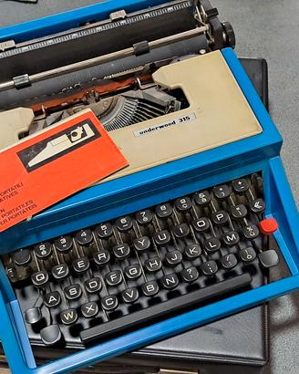 Macchina per scrivere portatile underwood315
